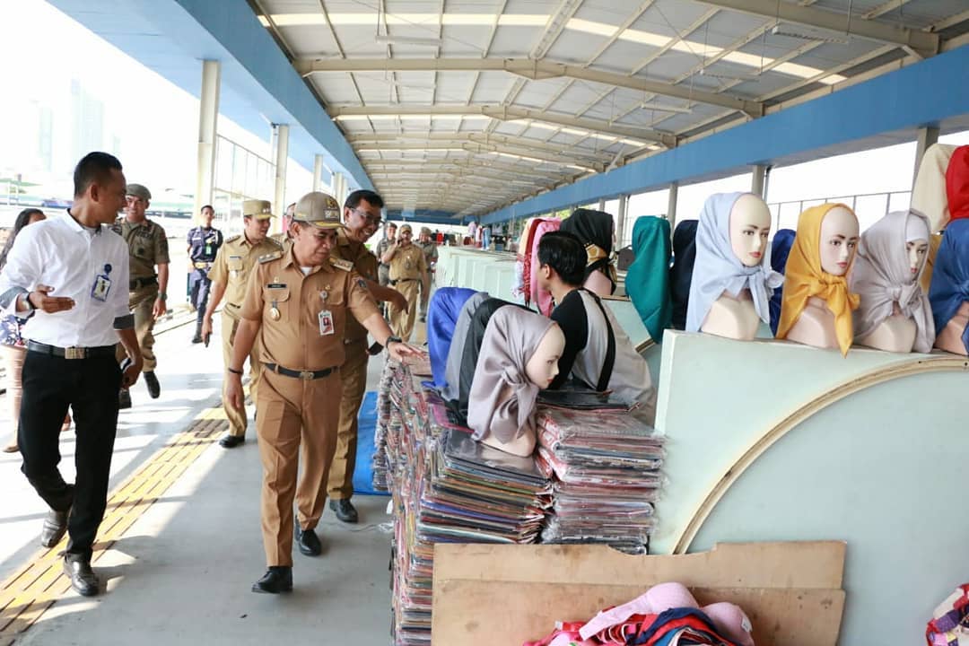 Mengenal Lokasi, Sejarah Singkat, Rute Menuju Lokasi, Kios Disana, Tips Berbelanja