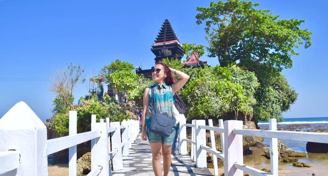 Harga Tiket Masuk, Mengenal Pantai, Rute Menuju Lokasi, Keindahan, Pesona 3 Pulau, Sejarah Singkat, Mitos Misteri, Aktifitas Menarik, Fasilitas Yang Ada, Tips Berlibur