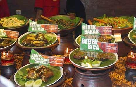 1. Double U Steak, 2. Bandar Djakarta, 3. Bakmi GM, 4. Eat & Eat Grand, 5. Sushi Tei, 6. Matsuriya, 7. Bebek Kaliyo Kalimalang, 8. Out The Box, 9. Hanamasa, 10. The Duck King, 11. Marugame Udon, 12. Mujigae, 13. Hong Tang, 14. Nawie Steak and Grill, 15. A&W Bekasi Junction, 16. Bamboo Dimsum, 17. Bebek Goreng H.Slamet, 18. Raja Sunda, 19. Bumbu Desa, 20. Domino’s Pizza, 21. Kedai Tuan