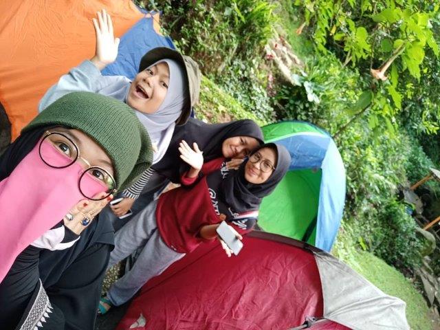 Pesona Curug , Konservasi Kupu Kupu, Mitos Lokasi, Penginapan Terdekat , Camping di Sekitar , Rute Menuju Lokasi , Harga Tiket Masuk , Dibuatkan Film TV, Tips Mengunjungi 