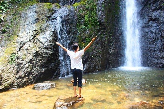 Pesona Curug , Konservasi Kupu Kupu, Mitos Lokasi, Penginapan Terdekat , Camping di Sekitar , Rute Menuju Lokasi , Harga Tiket Masuk , Dibuatkan Film TV, Tips Mengunjungi 