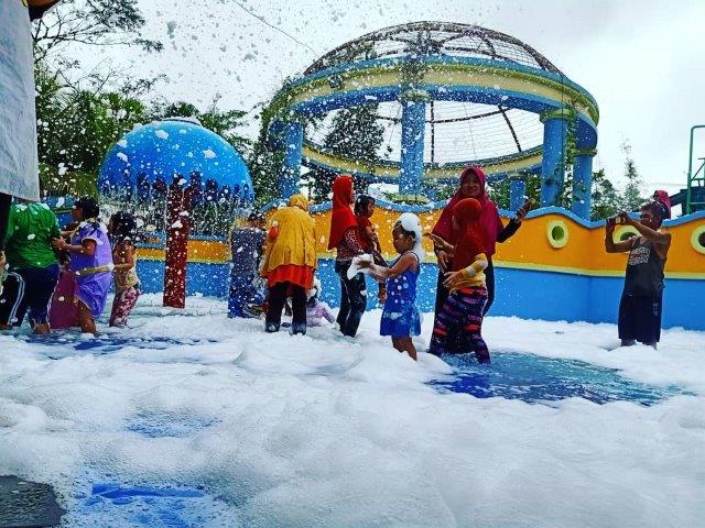 Peminat Wisata Air, Rute Menuju Lokasi, Berbagai Wahana , Harga Tiket Masuk , Fasilitas