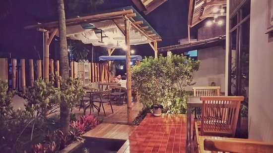 1. Anthology Coffee, 2. Warung Kanopi, 3. Dimitree Coffee & Eatery, 4. Maraca Coffee, 5. Monarchy House, 6. Seniman Stories, 7. Paw’s Eat & Drink, 8. Cohere, 9. The Teras Dara, 10. Gudang Koleksi Cafe & Resto