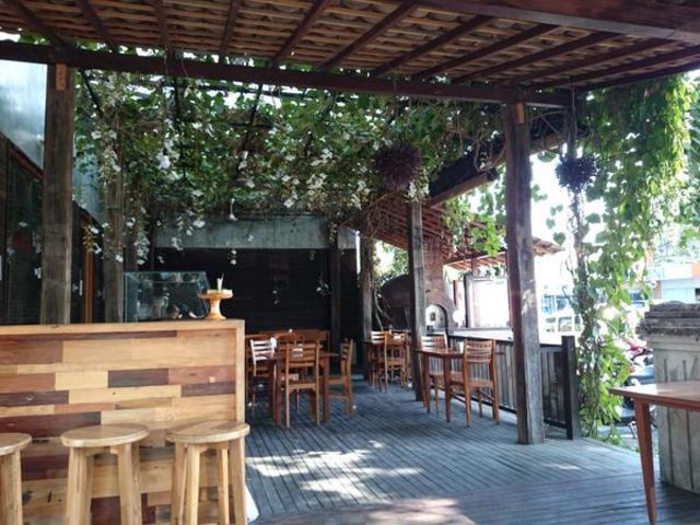 1. O’Matcha, 2. Warung Sehat, 3. Kober Mie Setan, 4. Veranda Cafe, 5. Revolver Espresso, 6. Cafe Dijon, 7. Foam Coffee, 8. Kedai Kopi Kultur, 9. The Champlung, 10. Sea Vu Play