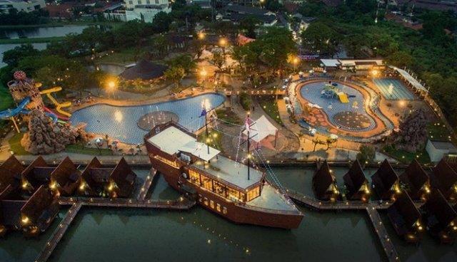 1. Harga Tiket Masuk, 2. Bermain di Playground Khusus Anak-anak, 3. Resort Unik, 4. Restoran Dengan View dan Makanan Nan Nikmat, 5. Siapkan Kamera, 6. Wahana Permainan Nan Seru, 7. Tempat Pernikahan yang Epik