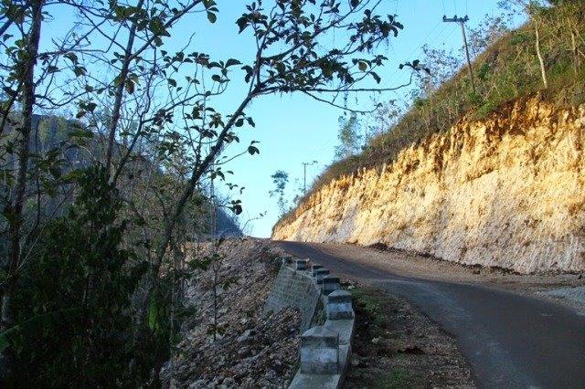 Lokasi Dimana?, Sejarah Asal Usul, Wisata Pantai Klayar, Harga Tiket Masuk, Fasilitas Yang Ada, Jalan Menuju Lokasi