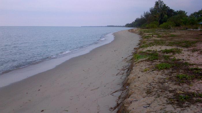 1. Batu Perahu, 2. Siangau Pala Teluk Limau, 3. Sumur Tujuh Koba, 4. Parai Tenggiri, 5. Tongaci/De Lokomotif Sungailiat, 6. Remodong, 7. Air Anyer Beach, 8. Arung Dalam, 9. Asmara, 10. Matras