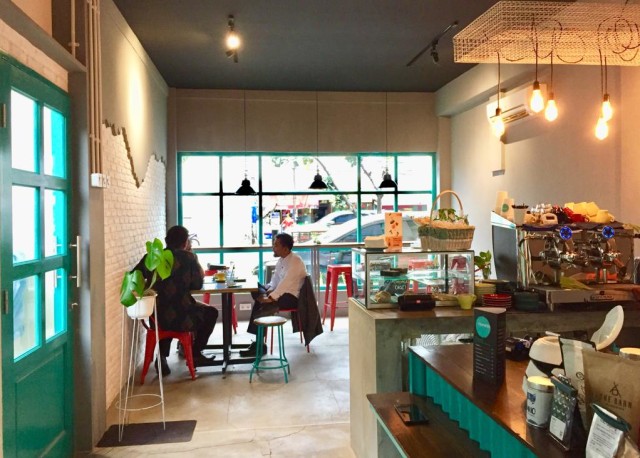 1. Stillwater Coffee &amp; Co, 2. Coffidential To Go, 3. Jep Kopi, 4. Kopicabbana, 6. Roti Eneng, 7. Meanwhile Coffee, 8. WangiKopi, 9. Monsieur Husky Cafe, 10. Kaffeine Kline