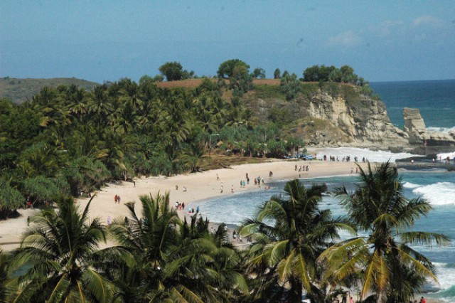 Lokasi Dimana?, Sejarah Asal Usul, Wisata Pantai Klayar, Harga Tiket Masuk, Fasilitas Yang Ada, Jalan Menuju Lokasi