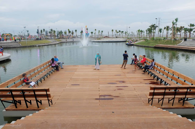 1. Menikmati Berbagai Macam Rasa Makanan, 2. Tempat Nongkrong Seru, 3. Danau Romantis, 4. Bermain Seru, 5. Berbagai Event Menarik Tersaji, 6. Festival Of Light