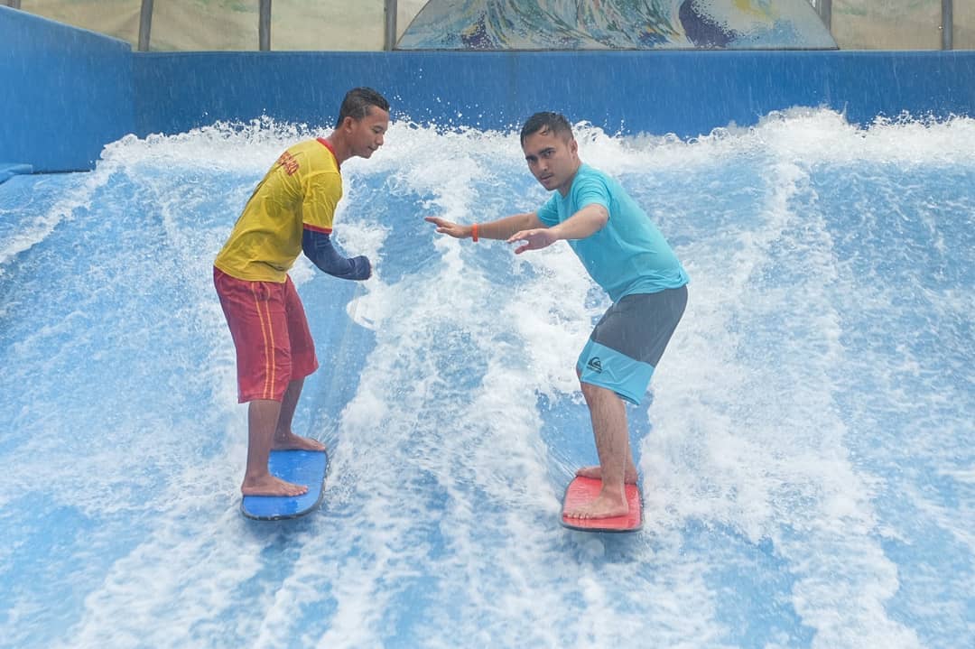 Tentang The Wave , Serunya Rekreasi , Harga Tiket Masuk , Fasilitas Yang Ada, Rute Menuju Lokasi