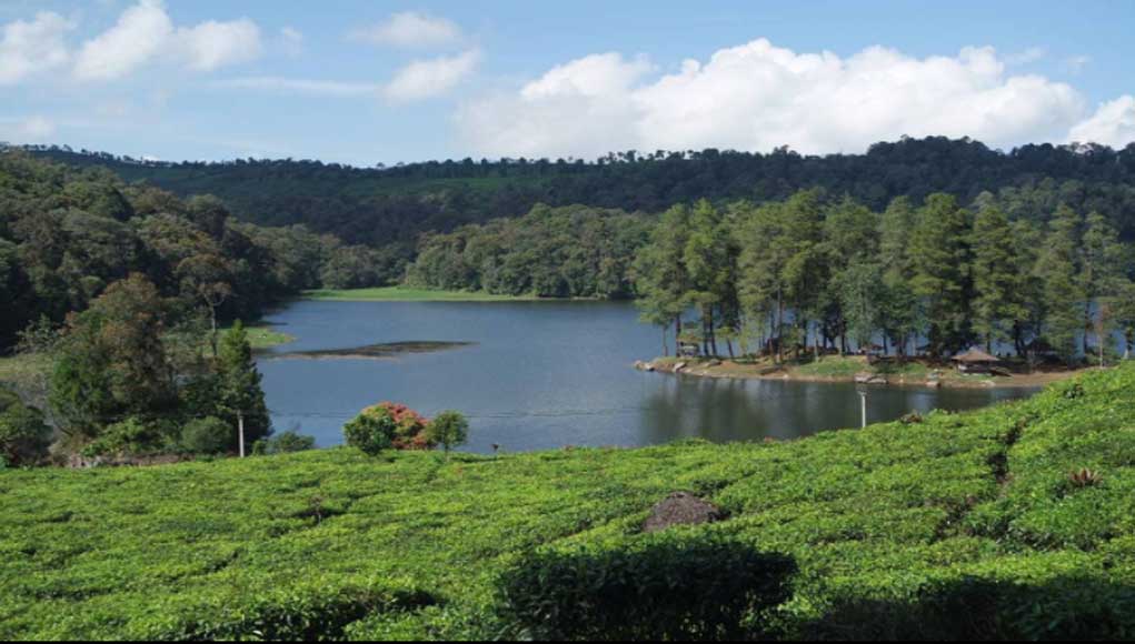 1. Situ Patenggang Patengan, 2. Danau Tondano, 3. Danau Segara Anakan, 4. Danau Kawah Ijen, 5. Danau Kelimutu