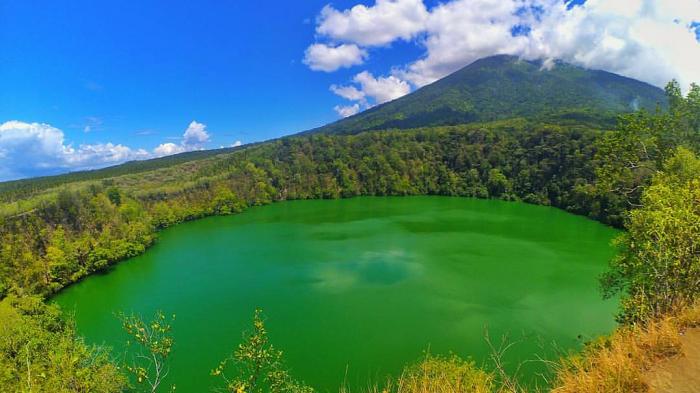 1. Danau Tolire, 2. Danau Laguna Tangga Seribu, 3. Danau Ninivala, 4. Danau Rana, 5. Danau Galela