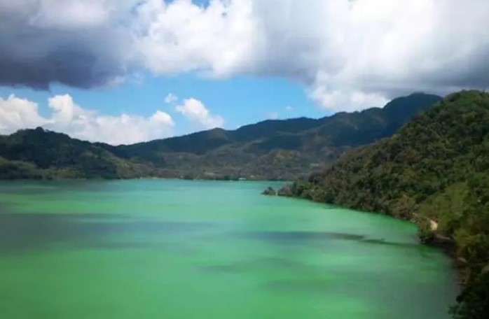 1. Danau Weekuri, 2. Danau Ranamese, 3. Danau Sanonggoan, 4. Danau Kelimutu, 5. Telaga Nirwana