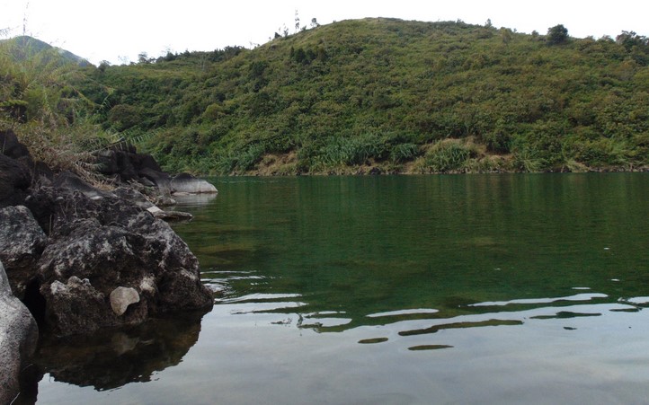 1. Danau Singkarak, 2. Danau Maninjau, 3. Danau Kembar, 4. Danau Talang, 5. Danau Laut Tinggal