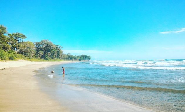 1. Cipatujah, 2. Sindangkerta, 3. Pamayangsari, 4. Karangtawulan, 5. Bubujung, 6. Karapyak Pasir Putih, 7. Madosari, 8. Batu Karas, 9. Santolo, 10. Tanjungkerta