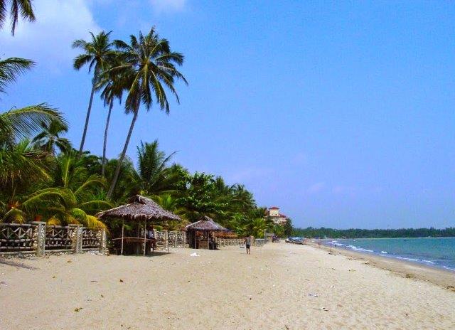 1. Seperti Liburan di Amerika, 2. Matahari Tenggelam yang Meninggalkan Kesan, 3. Bermain Bersama Dengan Keluarga, 4. Berenang dan Bermain Air, 5. Menikmati Segarnya Pantai Florida, 6. Penginapan Nan Menarik