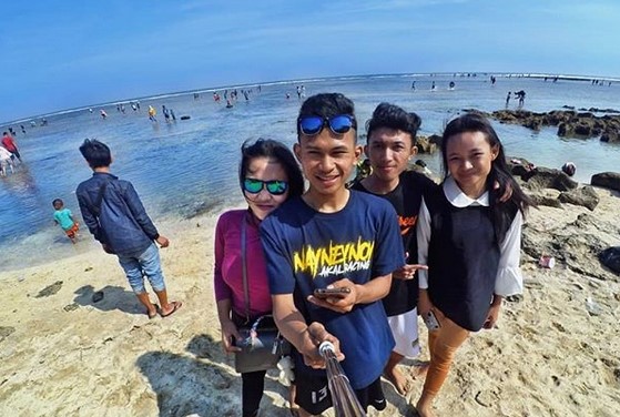 Yang Bisa Ditemukan , Kelezatan Ikan , Pulau Santolo, Lokasi Dimana?, Harga Tiket Masuk , Fasilitas , Tips Mengunjungi 