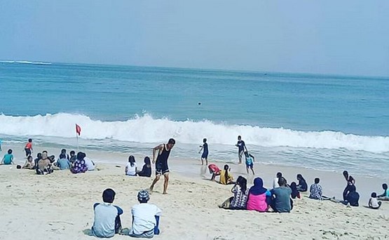 Yang Bisa Ditemukan , Kelezatan Ikan , Pulau Santolo, Lokasi Dimana?, Harga Tiket Masuk , Fasilitas , Tips Mengunjungi 