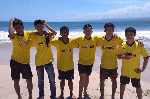 Yang Bisa Ditemukan , Kelezatan Ikan , Pulau Santolo, Lokasi Dimana?, Harga Tiket Masuk , Fasilitas , Tips Mengunjungi 