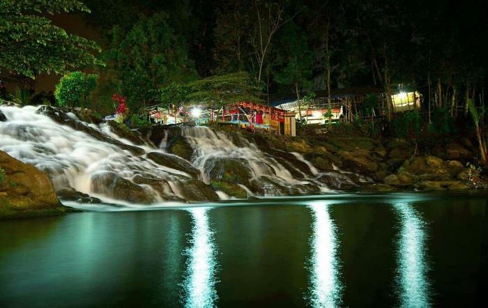 Mengenal Lokasi, Asal Usul, Cerita Mistis Misteri, Sisi Edukasi, Rute Menuju Lokasi, Aktifitas Menarik, Fasilitas di Kawasan, Harga Tiket Masuk