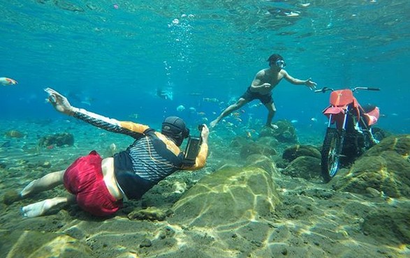 1. Berasal Dari Sumber Mata Air Alami, 2. Lokasi Foto Prewedding, 3. Snorkeling Seru, 4. Terkesan Alami, 5. Adanya Cafe Dengan Berbagai Macam Menu Pilihan, 6. Kolam khusus Anak