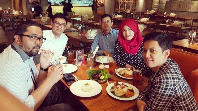 1. Piscator Seafood, 2. Bakmi Kepiting Pontianak, 3. Waroeng Kita, 4. Lady Alice Tea Room, 5. Eric Kayser Artisan Boulanger, 6. Fook Yew Shanghai Bistro &amp; Bubble Tea Lab, 7. Remboelan, 8. Seribu Rasa Seafood and Grill, 9. Munchies Resto &amp; Bar, 10. Basilico, 11. Liberica Coffee, 12. Miyagi, 13. Marugame Udon, 14. Fish &amp; Co., 15. Jeans Chili Chicken, 16. Kintan Buffet