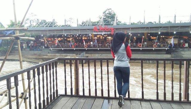 1. Tautan Rasa, 2. Gurih 7 Bogor, 3. Waroenk Talubi, 4. Cyrano Café, 5. Lusso Café & Resto, 6. Nicole’s Kitchen & Lounge, 7. De Salman Resto, 8. Toastea Cafe, 9. Death by Chocolate Bogor, 10. The Place, 11. Rumah Air Restaurant, 12. Lemongrass Modern Kopitiam, 13. Two Stories Cafe, 14. Lemon8 Cafe, 15. Royal Bakery & Café, 16. Peppino House Resto, 17. Ah Poong (Pasar Apung Sentul City) Food Court, 18. Culinaire Van Bogor, 19. Mie Ayam Baso Bangka “AL”, 20. Cool & Cool, 21. Warung Tam@n, 22. Resto Solo, 23. Bakso PMI, 24. Pondok Sate Tongseng Assalam, 25. Boogie Cafe, 26. Food Gallery BTM, 27. Cabana Café, 28. De Leuit, 29. Saung Kuring, 30. Daiji Ramen, 31. De Saung, 32. Meranti Restaurant, 33. Bale Kabayan, 34. Sop Buntut Mang UU, 35. Kedai Kita, 36. Apple Pie, 37. Cafe Dedaunan, 38. Monarchy Bistro, 39. Daily Dose Coffee & Eatery, 40. DGlock, 41. Cimory Riverside, 42. Momomilk Barn