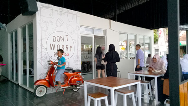 1. Loja De Cafe, 2. Waroenk Ora Umum, 3. #Wkwk Food & Drink, 4. Shushu Milkshake, 5. Waroeng Kenthir, 6. Warunk Upnormal