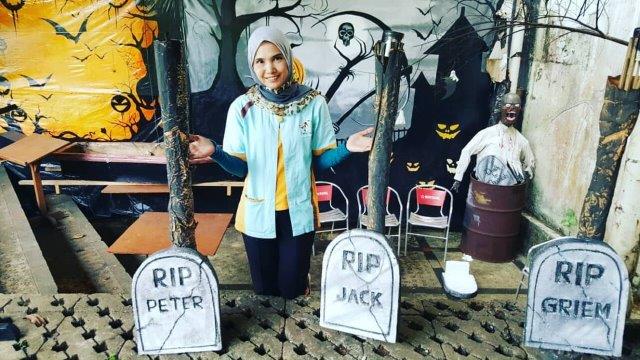 1. Tautan Rasa, 2. Gurih 7 Bogor, 3. Waroenk Talubi, 4. Cyrano Café, 5. Lusso Café & Resto, 6. Nicole’s Kitchen & Lounge, 7. De Salman Resto, 8. Toastea Cafe, 9. Death by Chocolate Bogor, 10. The Place, 11. Rumah Air Restaurant, 12. Lemongrass Modern Kopitiam, 13. Two Stories Cafe, 14. Lemon8 Cafe, 15. Royal Bakery & Café, 16. Peppino House Resto, 17. Ah Poong (Pasar Apung Sentul City) Food Court, 18. Culinaire Van Bogor, 19. Mie Ayam Baso Bangka “AL”, 20. Cool & Cool, 21. Warung Tam@n, 22. Resto Solo, 23. Bakso PMI, 24. Pondok Sate Tongseng Assalam, 25. Boogie Cafe, 26. Food Gallery BTM, 27. Cabana Café, 28. De Leuit, 29. Saung Kuring, 30. Daiji Ramen, 31. De Saung, 32. Meranti Restaurant, 33. Bale Kabayan, 34. Sop Buntut Mang UU, 35. Kedai Kita, 36. Apple Pie, 37. Cafe Dedaunan, 38. Monarchy Bistro, 39. Daily Dose Coffee & Eatery, 40. DGlock, 41. Cimory Riverside, 42. Momomilk Barn