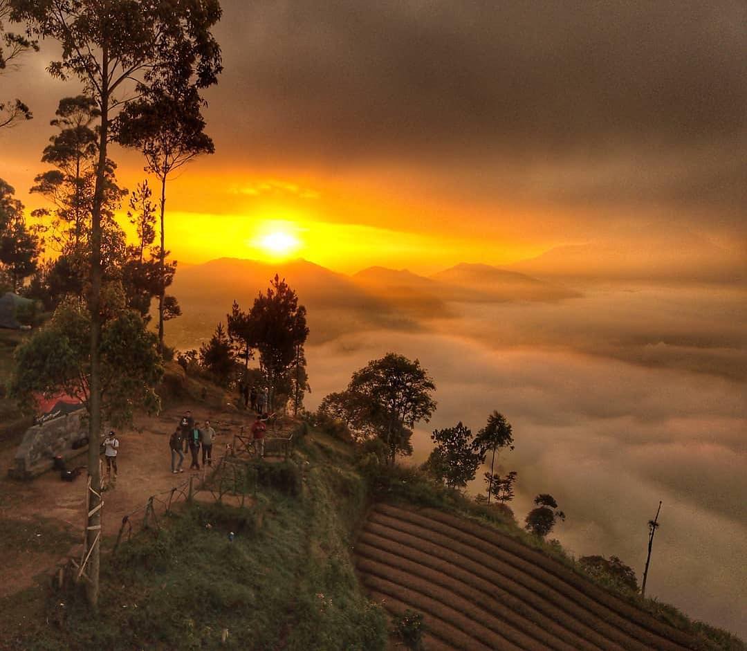 Camping Seru, Keindahan dan Potensi, Misteri Yang Ada, Jalan Menuju Lokasi, Harga Tiket Masuk