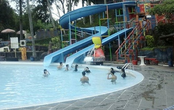 Mengenal Taman Rekreasi Tlogomas Malang, Berenang di Kolam Renang Tertua Kota Malang, Berfoto di Miniatur Unik Tlogomas Malang, Fasilitas di Tlogomas Park Malang, Rute Menuju Lokasi
