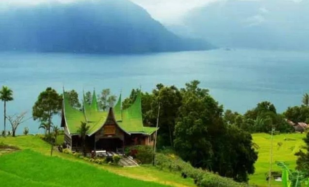 1. Danau Di Atas, 2. Danau Di Bawah, 3. Danau Aur, 4. Danau Maninjau, 5. Danau Ranau Pusri, 6. Danau Singkarak, 7. Danau Toba, 8. Danau Tes, 9. Danau Air Hitam , 10. Waduk Sigura-gura