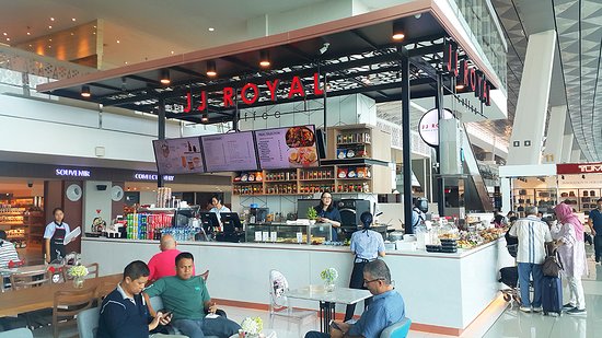 1. Paris-Lyon , 2. The Coffee Bean &amp; Tea Leaf, 3. JJ Royal Cafe, 4. Bcozy Family Cafe, 5. Pross Coffee, 6. Street House Coffee