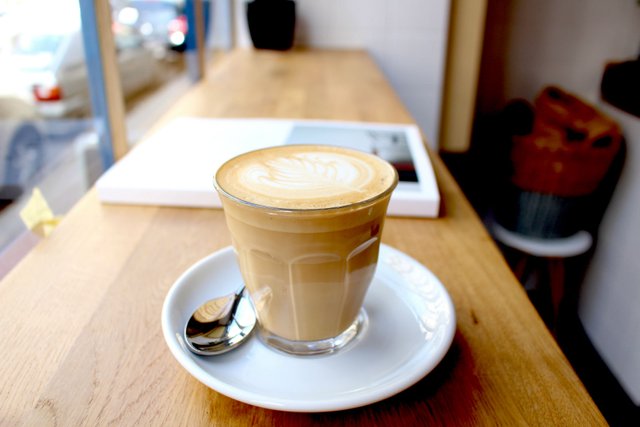 1. Kopi Letek, 2. Kedai Joni, 3. Gulo Kopi Cafe, 4. Van Hoven Coffee Resto, 5. Pilot Cafe, 6. Sota Kedai