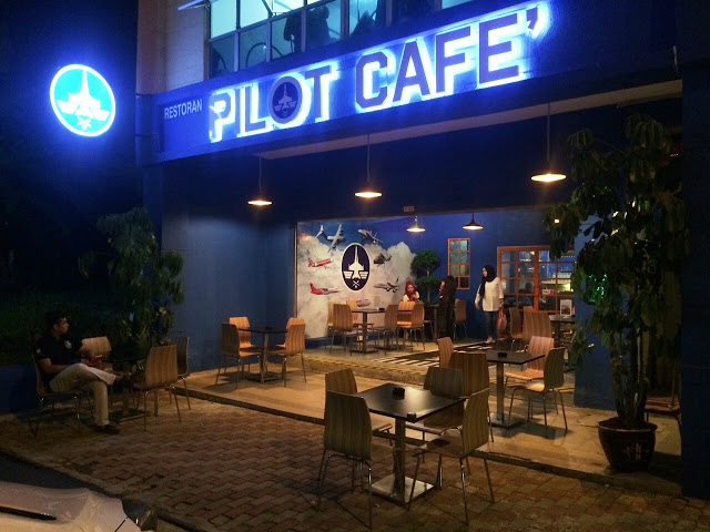 1. Kopi Letek, 2. Kedai Joni, 3. Gulo Kopi Cafe, 4. Van Hoven Coffee Resto, 5. Pilot Cafe, 6. Sota Kedai