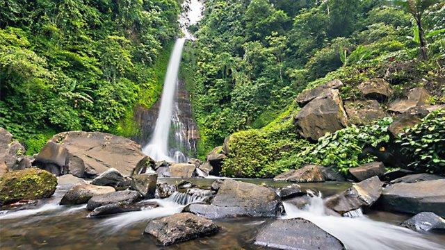 1. Tegenungan Waterfall, 2. Kanto Lampo, 3. Goa Rang Reng Waterfall, 4. Petanu, 5. Manuaba waterfall, 6. Gitgit Waterfall, 7. Aling-Aling waterfall, 8. Apit Aungan Pejeng, 9. Sumampan, 10. Titi Gong Gang