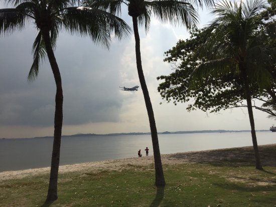 1. Sentosa Island, 2. Siloso Beach, 3. Palawan Beach, 4. East Coat Beach, 5. Marina, 6. Tanjung Pinggir, 7. Palm Spring Nongsa, 8. Changi Beach, 9. Dangas, 10. Payung Beach
