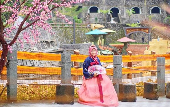 Wisata Seru, Sejarah Singkat, Berburu Spot Foto, Negeri di Atas Awan, Lukisan 3D, Landmark Dunia, Fasilitas Yang Ada, Rute Menuju Lokasi