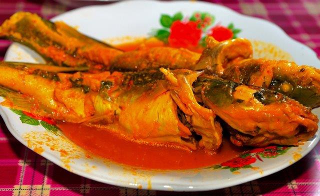 1. Sop Tunjang, 2. Asam Pedas Baung, 3. Gulai Ikan Patin, 4. Sop dan Sate Rusa, 5. Selais Asap, 6. Gong-Gong, 7. Sop Ikan Batam, 8. Mie Lendir, 9. Lakse, 10. Otak-otak