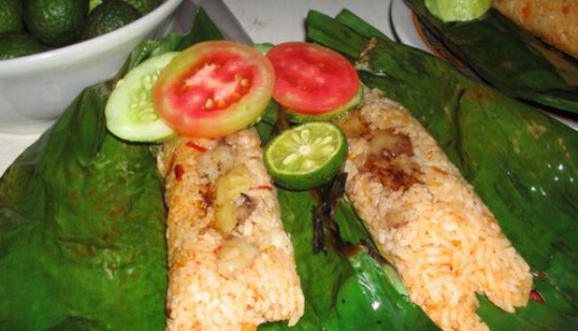 1. Laksa, 2. Dodol, 3. Ketan Bintul, 4. Bolu Tape Benteng, 5. Nasi Sumsum, 6. Garang Asem, 7. Gipang, 8. Ceplis, 9. Lapis Legit Tangerang, 10. Kue Cucur