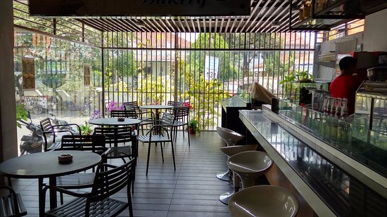 1. Woody Kitchen, 2. Alchemist Coffee & Roastery, 3. Backyard , 4. Stitaco Premium, 5. Samudra Resto & Cafe, 6. Lemona Resto