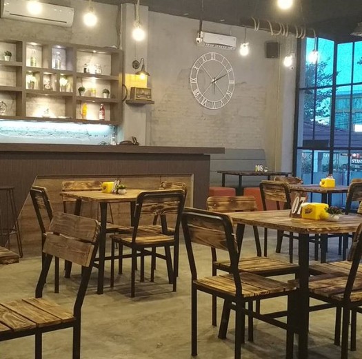 1. Dome Steak, 2. Collega Cafe, 3. Cafe Buzz & Resto, 4. Atmosfer Cafe, 5. Coffee Story, 6. Jabat Tangan Coffee, 7. Moo Nyusu, 8. QZ Comic Cafe, 9. Cafeka , 10. Camp Coffee