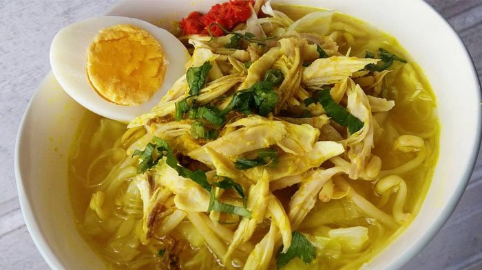 1. Soto Lamongan, 2. Tahu Campur, 3. Nasi Boranan, 4. Wingko Babat, 5. Bandeng Colo, 6. Perkedel, 7. Rawon, 8. Jumbrek, 9. Marning, 10. Ental