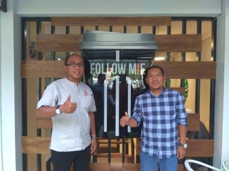 1. Key Kafe, 2. Tokomi Bakery, 3. Kakota Cafe & Resto, 4. Follow Mie Cafe, 5. Nafa Cafe, 6. Kedai UpToDate, 7. Kopi Naon, 8. Kedai Koka, 9. Kedai Sitbul, 10. Selabintana Cafe