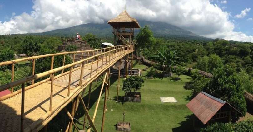 1. Rumah Pohon Karangasem, 2. Ice Cream World, 3. Tegallang Rice Terace, 4. Candi Lempuyangan, 5. Chocolate Factory, 6. Lakeside Cottage, 7. Omah Apik, 8. Noah Villa &amp; Chapel, 9. Mrs Sippy, 10. Air Terjun Aling Aling