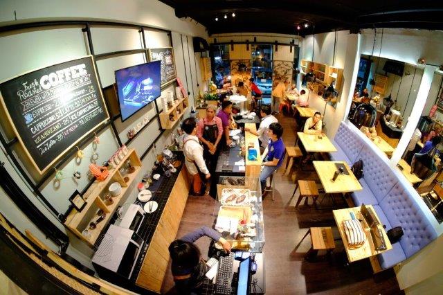 1. Onni House, 2. Ninotckha , 3. Open Door, 4. Cafe Strawberry, 5. What’s Up Cafe , 6. Tuttonero Coffee & Eatery, 7. Dinobites Cafe , 8. Bottlenose , 9. Green Corner, 10. Wetsport Coffee House