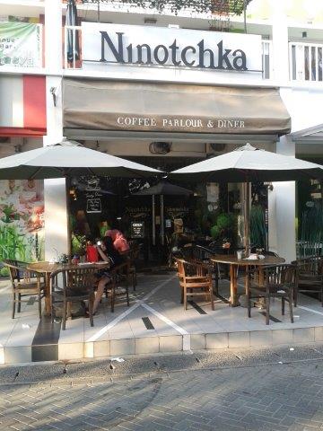 1. Onni House, 2. Ninotckha , 3. Open Door, 4. Cafe Strawberry, 5. What’s Up Cafe , 6. Tuttonero Coffee & Eatery, 7. Dinobites Cafe , 8. Bottlenose , 9. Green Corner, 10. Wetsport Coffee House