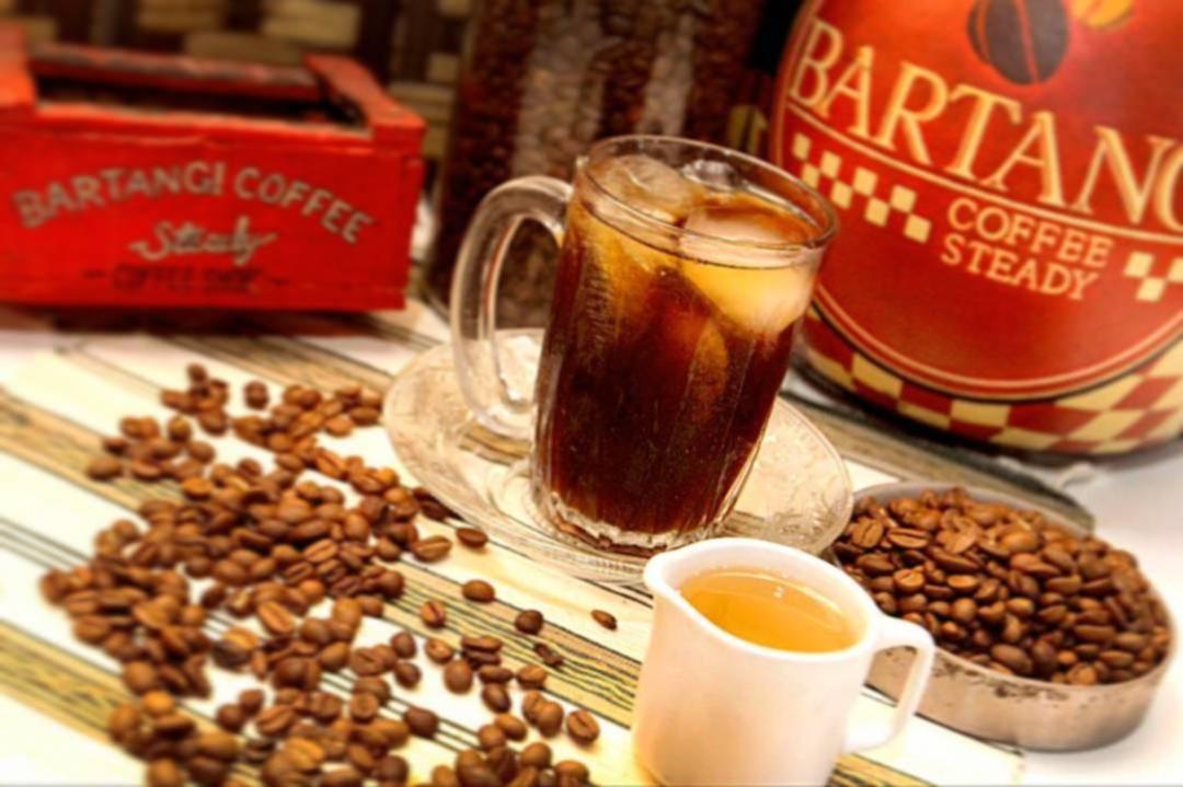 1. Let Coffee, 2. Volks Kaffee, 3. Kotara Kedai Kopi Nusantara, 4. Undertwenty Coffee Co, 5. Goesar Coffee &amp; Resto, 6. Damn Coffee , 7. Bartangi Coffee Steady, 8. Ottnic Coffee House, 9. Coffeezone, 10. Kaliang Coffee