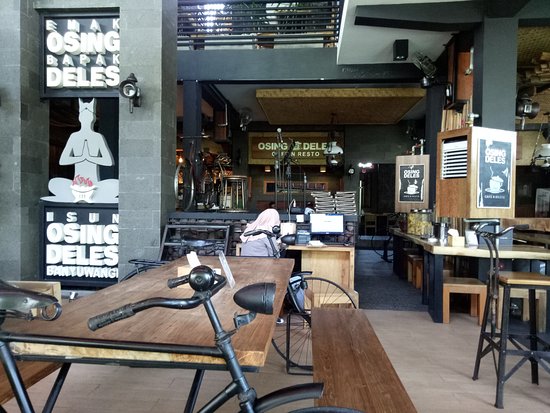 1. Gis &amp; Gas Cafe, 2. Three B Cafe , 3. Dragon Cafe, 4. LaForest Cafe, 5. Osing Deles Cafe &amp; Resto, 6. Arbelle Studio Cafe